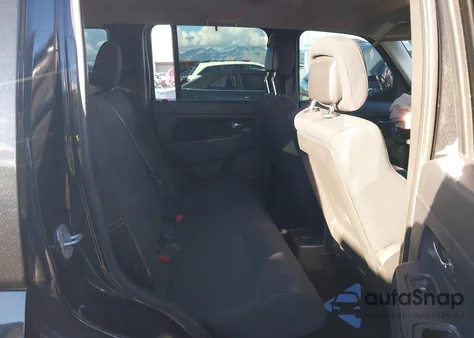 2011 Jeep Liberty Sport z USA, uszkodzony, nr VIN 1J4PN2GKXBW571038